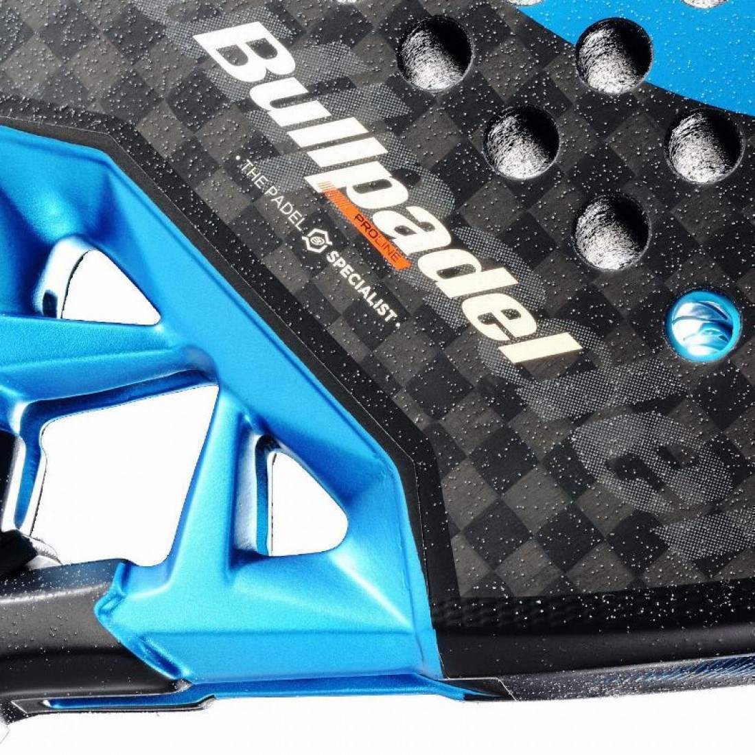 pala-bullpadel-vertex-05-hybrid-2026-es-6-1100×1100 Pala Bullpadel Vertex 05 Hybrid 2026 - Image 7